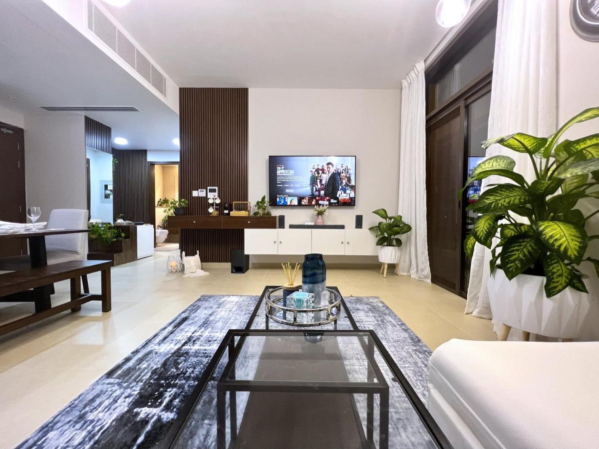 Stylish Apartment With A Jacuzzi มัสกัต ภายนอก รูปภาพ